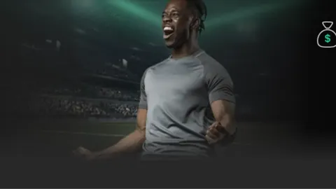 库里狂得52分12助攻夺热搜，刷新16项纪录，9次历史巅峰，30岁后10次50+壮举再添辉煌